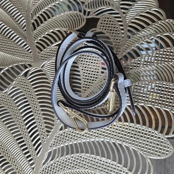 Michael Kors Black and White Satchel - Picture 2 of 10